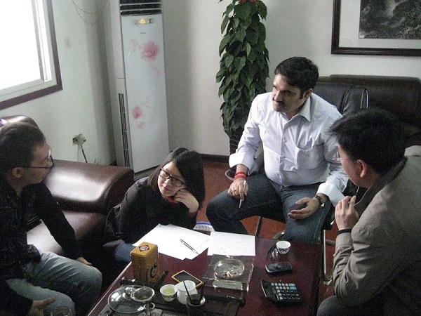 印度客戶(hù)來(lái)廠洽談價(jià)格，包裝，發(fā)貨，供應(yīng)能力